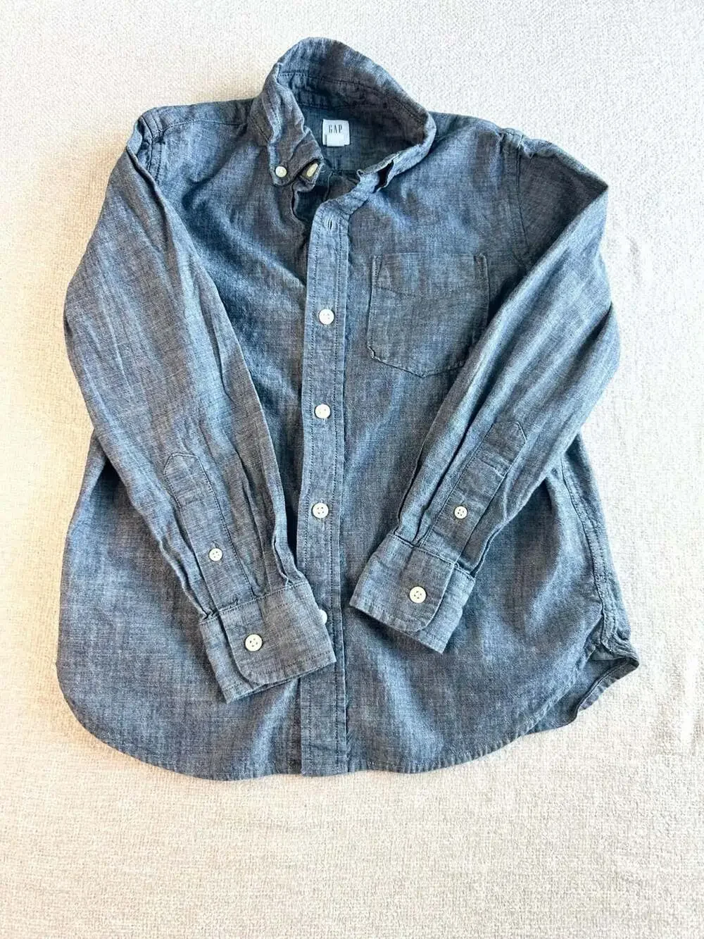 Gap Kids Long-Sleeve Chambray Shirt Size M (8) Blue Button-Down